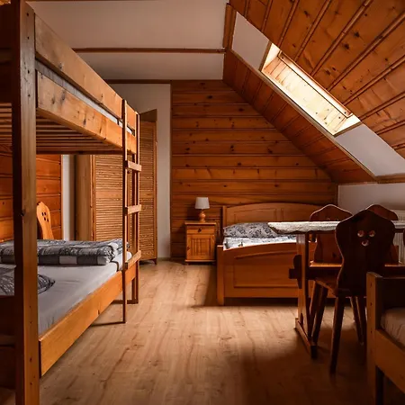 Pod Małą Górą * Łopuszna