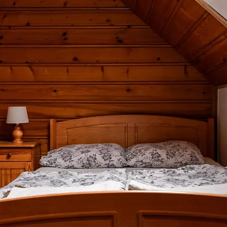 Pod Mala Gora Apartment *