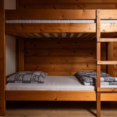 Apartment Pod Mala Gora *